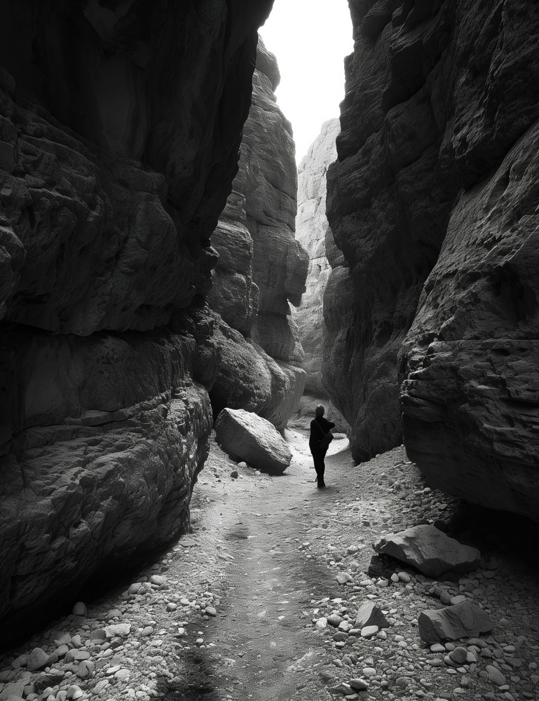 Cracks — Yelena Narvas, 2 di 4